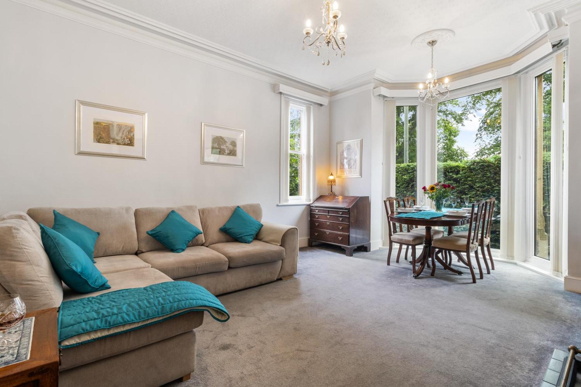 Elegant Malvhina Retreat On The Malvern Hills Great Malvern Exterior foto